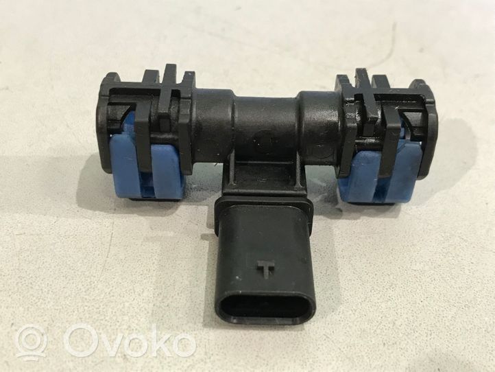 Volvo XC60 Sensore di pressione del carburante 31405791