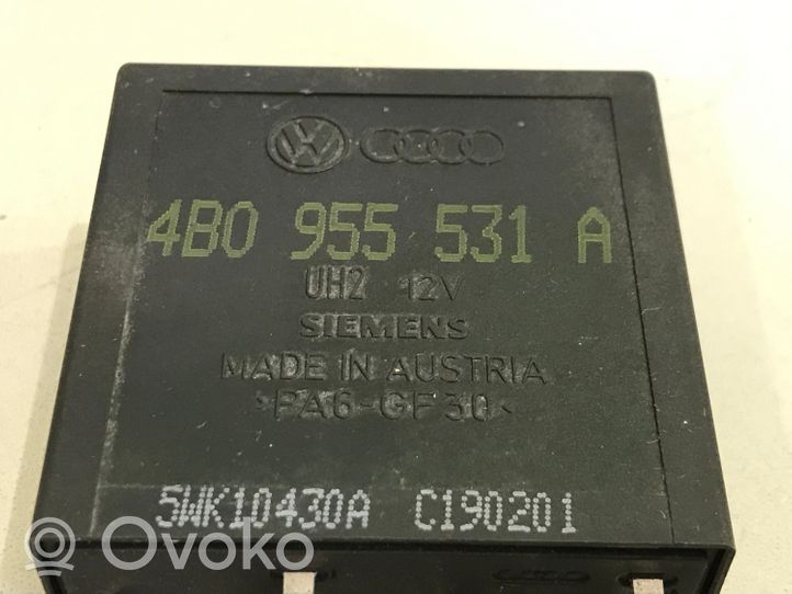 Volkswagen PASSAT B5.5 Moduł / Przekaźnik wycieraczek 4B0955531A