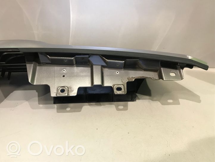 Subaru Forester SH Oberes Gitter vorne 