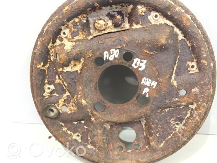 Audi 80 90 B3 Couvercle anti-poussière disque de plaque de frein arrière 