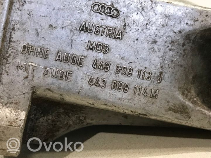 Audi 100 S4 C4 Supporto di montaggio scatola del cambio 443399113J