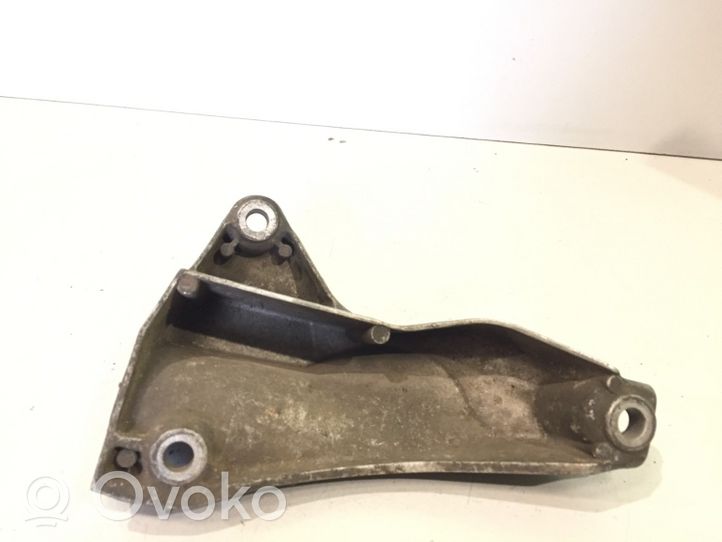 Audi A8 S8 D2 4D Supporto di montaggio scatola del cambio 4D0399114J