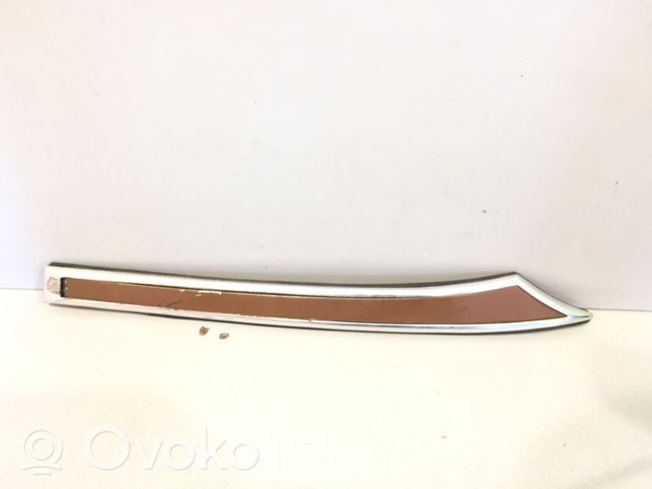 Mercedes-Benz E W123 Tappo cornice del serbatoio 1236902780