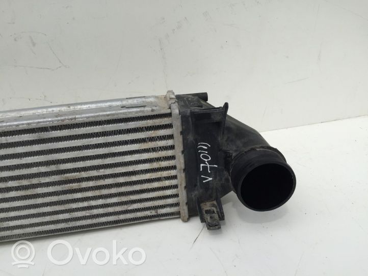 Volvo V70 Starpdzesētāja radiators 2002199