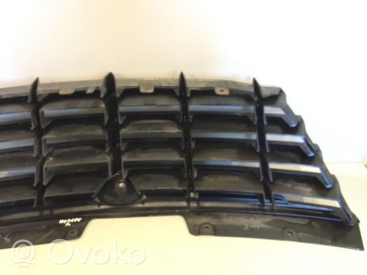 Chrysler Voyager Grille de calandre avant 04857802AB