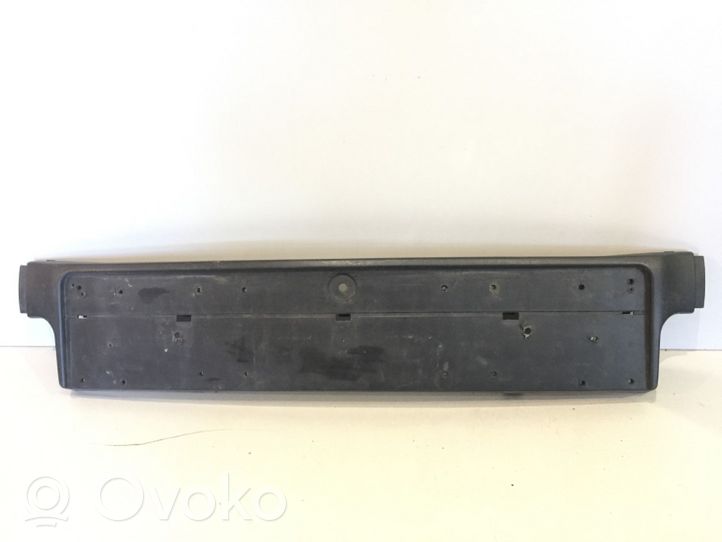 BMW 3 E36 Cornice porta targa 8165146