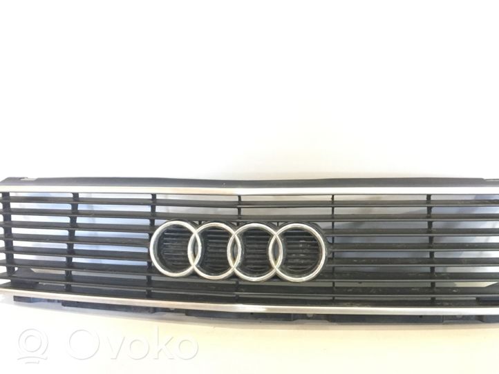 Audi 100 200 5000 C3 Griglia superiore del radiatore paraurti anteriore 443853655C