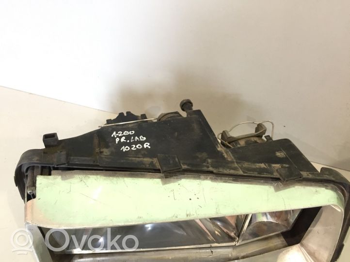 Audi 200 Lampa przednia 447941004