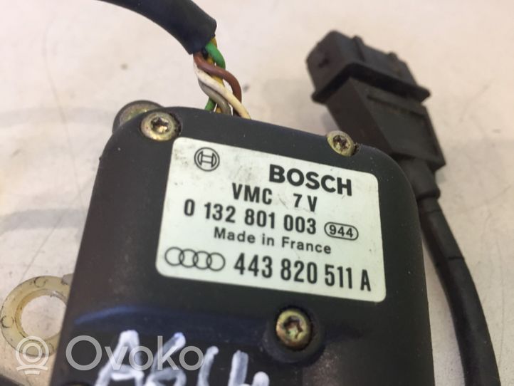 Audi A6 S6 C4 4A Motor/activador trampilla de calefacción 443820511A