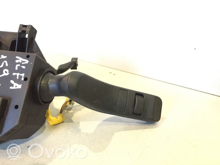 Alfa Romeo 159 Leva/interruttore dell’indicatore di direzione e tergicristallo 265005499