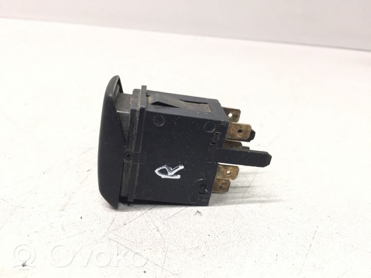 Volkswagen Golf III Hazard light switch 191953235