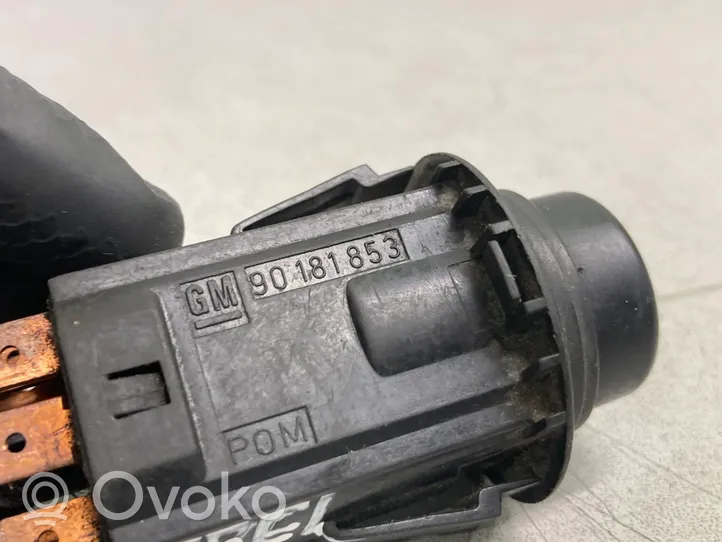 Opel Kadett E Hazard light switch 90181853