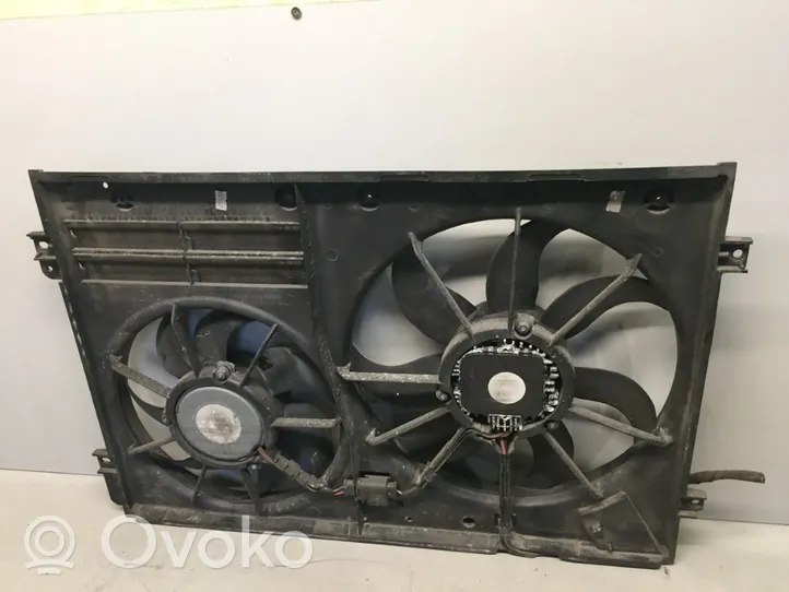 Volkswagen PASSAT B7 Ventilateur de refroidissement de radiateur électrique 1K0121207BC