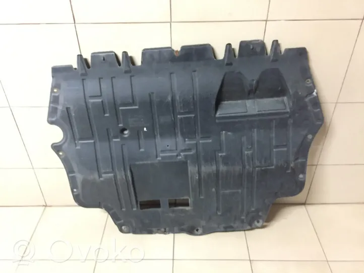 Volkswagen PASSAT CC Engine splash shield/under tray 3C0825235M