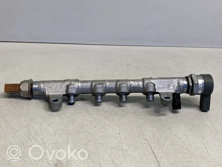 Skoda Yeti (5L) Fuel main line pipe 03L130089P