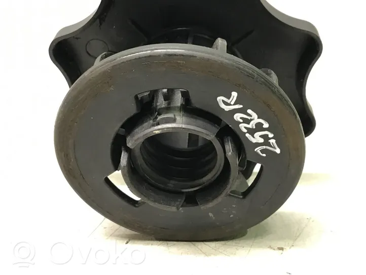 Audi A4 S4 B8 8K Boulon de roue de secours 8K0803899