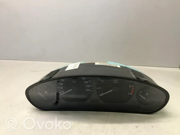 BMW 3 E36 Compteur de vitesse tableau de bord 62118371552