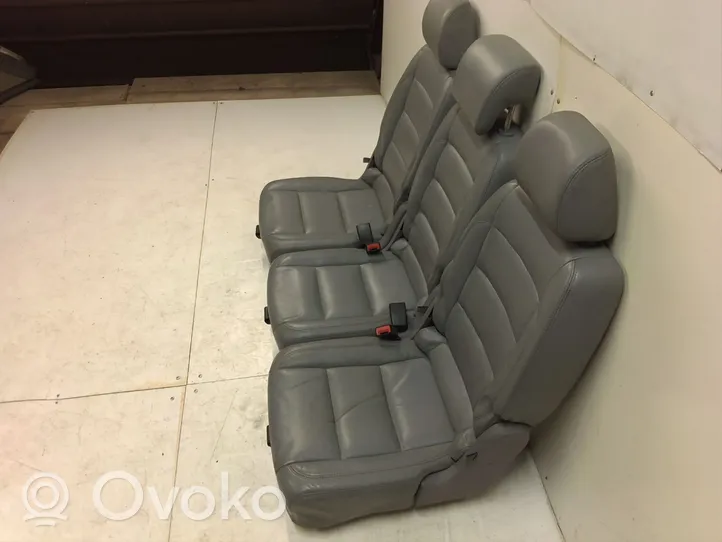 Volkswagen Touran I Juego del asiento 