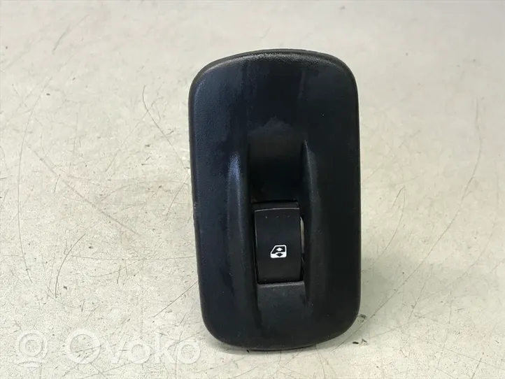 Opel Vivaro Interrupteur commade lève-vitre 8200011870