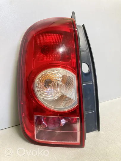 Dacia Duster Rear/tail lights 