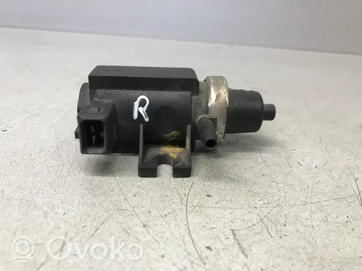 Audi A6 S6 C4 4A Solenoidinis vožtuvas 1H0906627