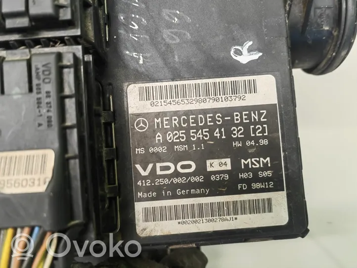 Mercedes-Benz A W168 Calculateur moteur ECU A0255454132