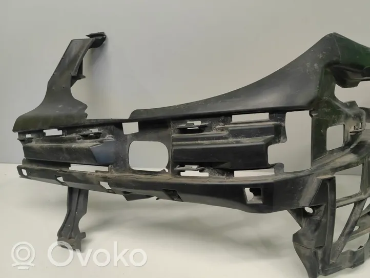 Mercedes-Benz E W211 Soporte del parachoques delantero A2118800352