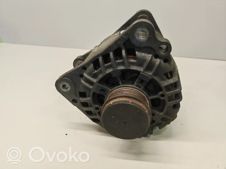 Volkswagen PASSAT B5 Generatore/alternatore 028903031AX