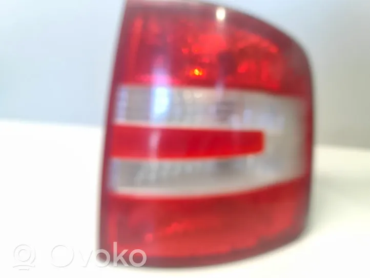 Skoda Fabia Mk1 (6Y) Задний фонарь в кузове 6Y9945112B