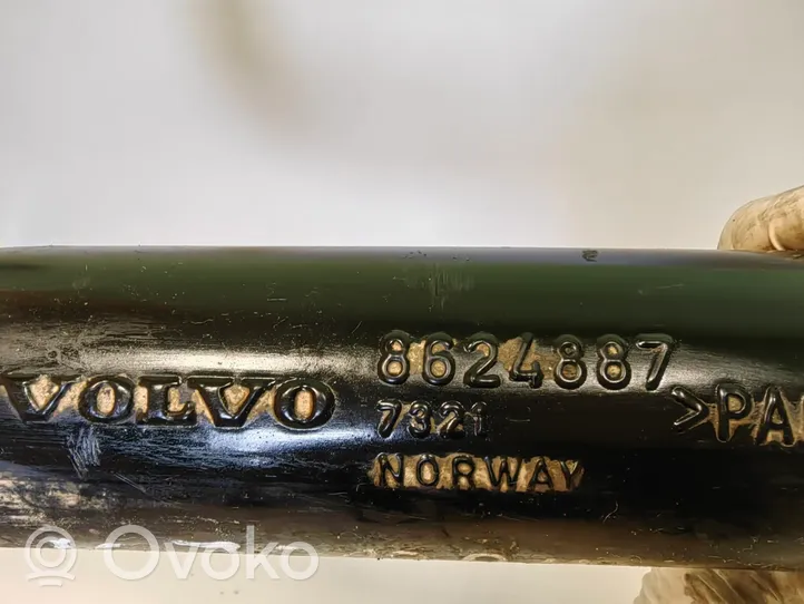 Volvo XC70 Tube d'admission de tuyau de refroidisseur intermédiaire 8624887