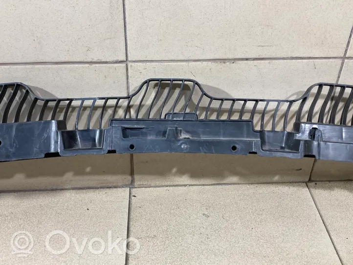 Volkswagen Golf VII Support de pare-chocs arrière 5G6807863