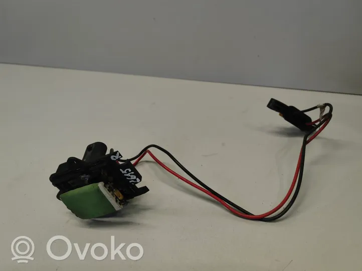 Opel Vivaro Heater blower motor/fan resistor 