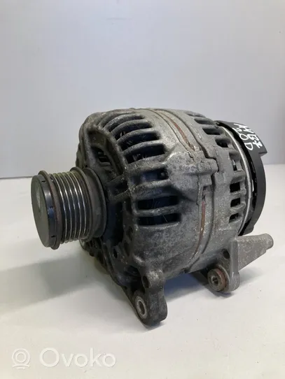 Audi A4 S4 B7 8E 8H Generatore/alternatore 06F903023J