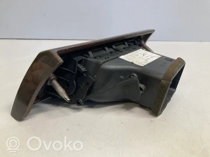 BMW 3 E92 E93 Šoninės oro grotelės 9151168