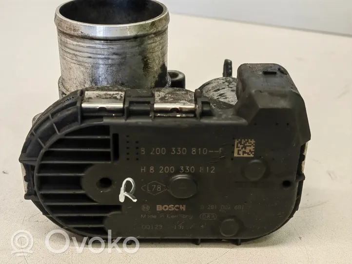 Opel Vivaro Throttle valve 8200330810F