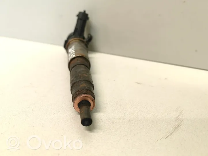 Opel Vivaro Injecteur de carburant 0445115007