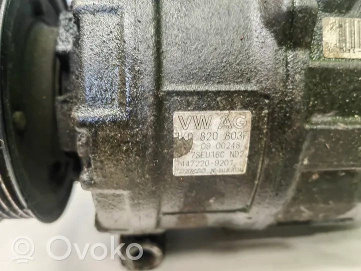 Volkswagen Touran I Air conditioning (A/C) compressor (pump) 1K0820803F