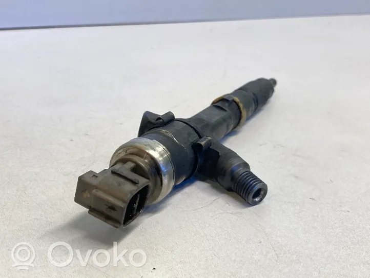 Toyota Corolla Verso E121 Injecteur de carburant 2367027020