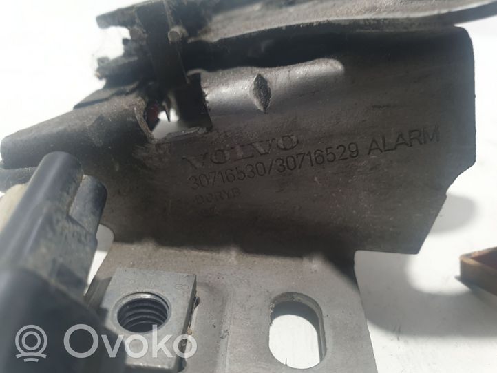 Volvo C30 Konepellin lukituksen vastakappale 30716530