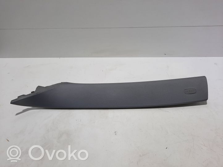 Volkswagen Touareg I Moulure/baguette de porte avant 7L6867233