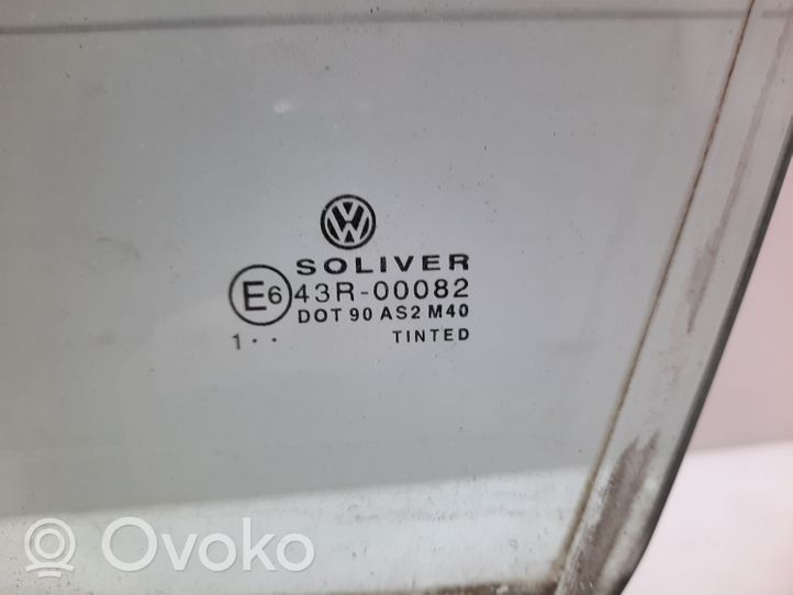 Volkswagen PASSAT B5.5 Vetro del finestrino della portiera anteriore - quattro porte 43R00082