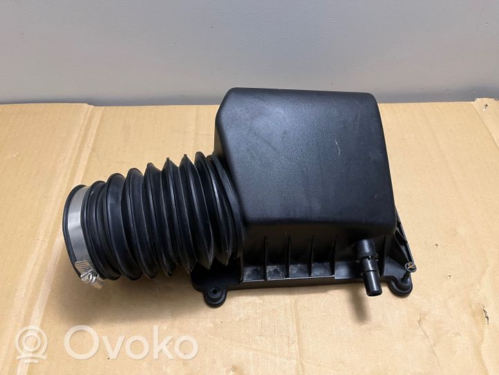 Chrysler Pacifica Ilmansuodattimen kotelon kansi 72142849