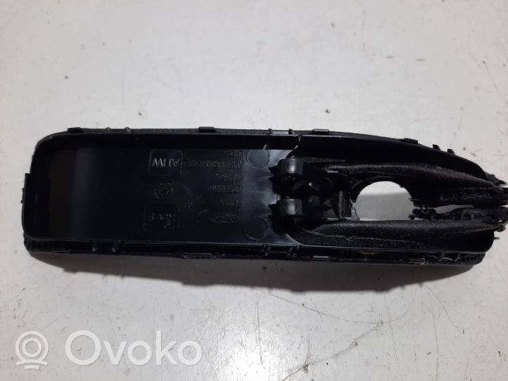 Ford Grand C-MAX Osłona dźwigni hamulca ręcznego AM51R044L49