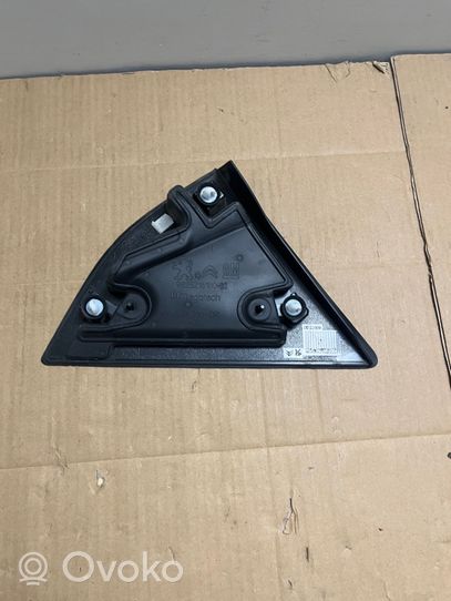 Citroen Berlingo Rivestimento modanatura del vetro della portiera anteriore 9825216180