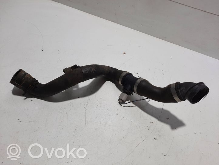 Volkswagen Touareg II Tuyau de liquide de refroidissement moteur 7P6122051G