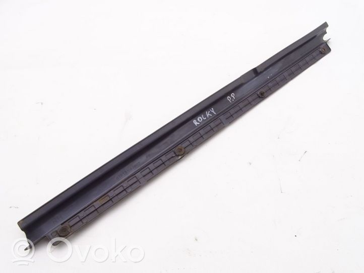 Daihatsu Rocky Etukynnys (korin osa) 67913-87602