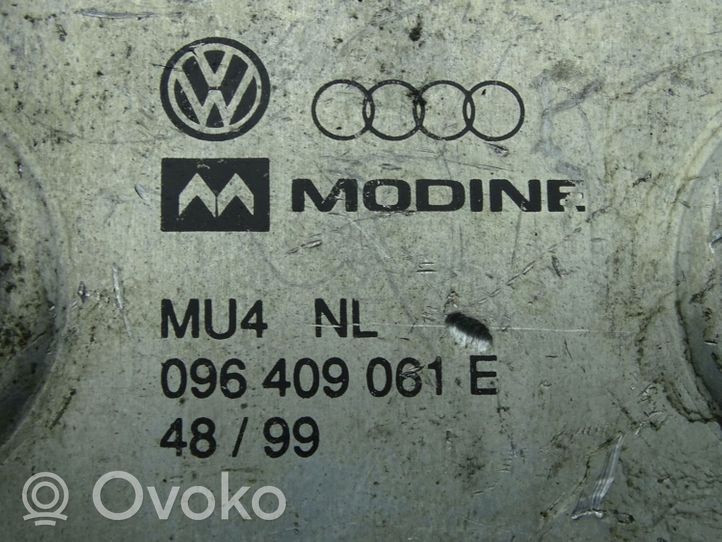 Volkswagen Sharan Radiatore dell’olio del cambio 096409061E