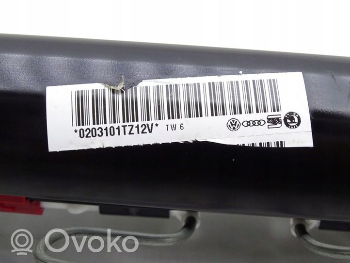 Audi A4 S4 B5 8D Istuimen runko 8E0881106BH