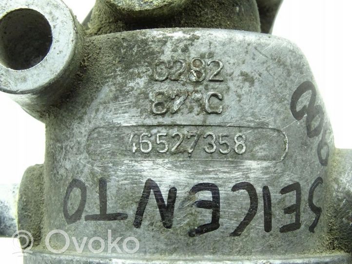 Fiat Lybra Obudowa termostatu 46527358