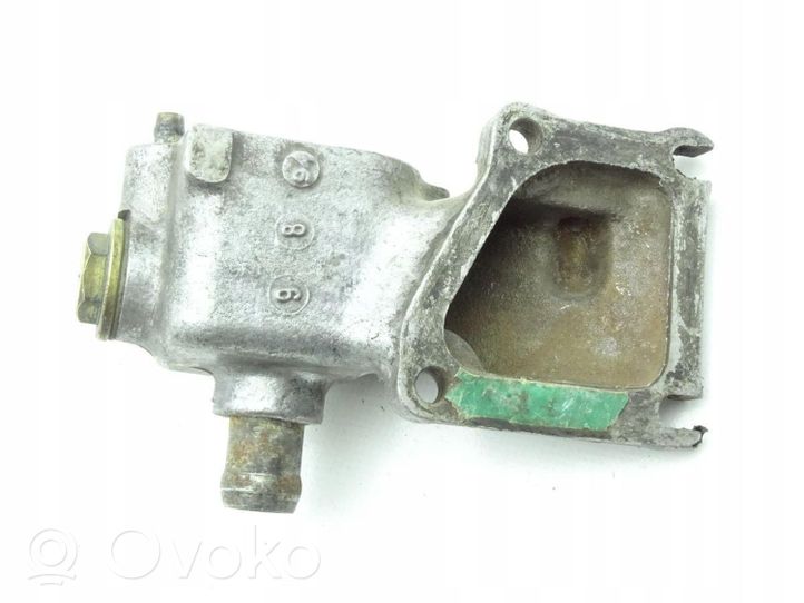 Land Rover Discovery Boîtier de thermostat HRC2651